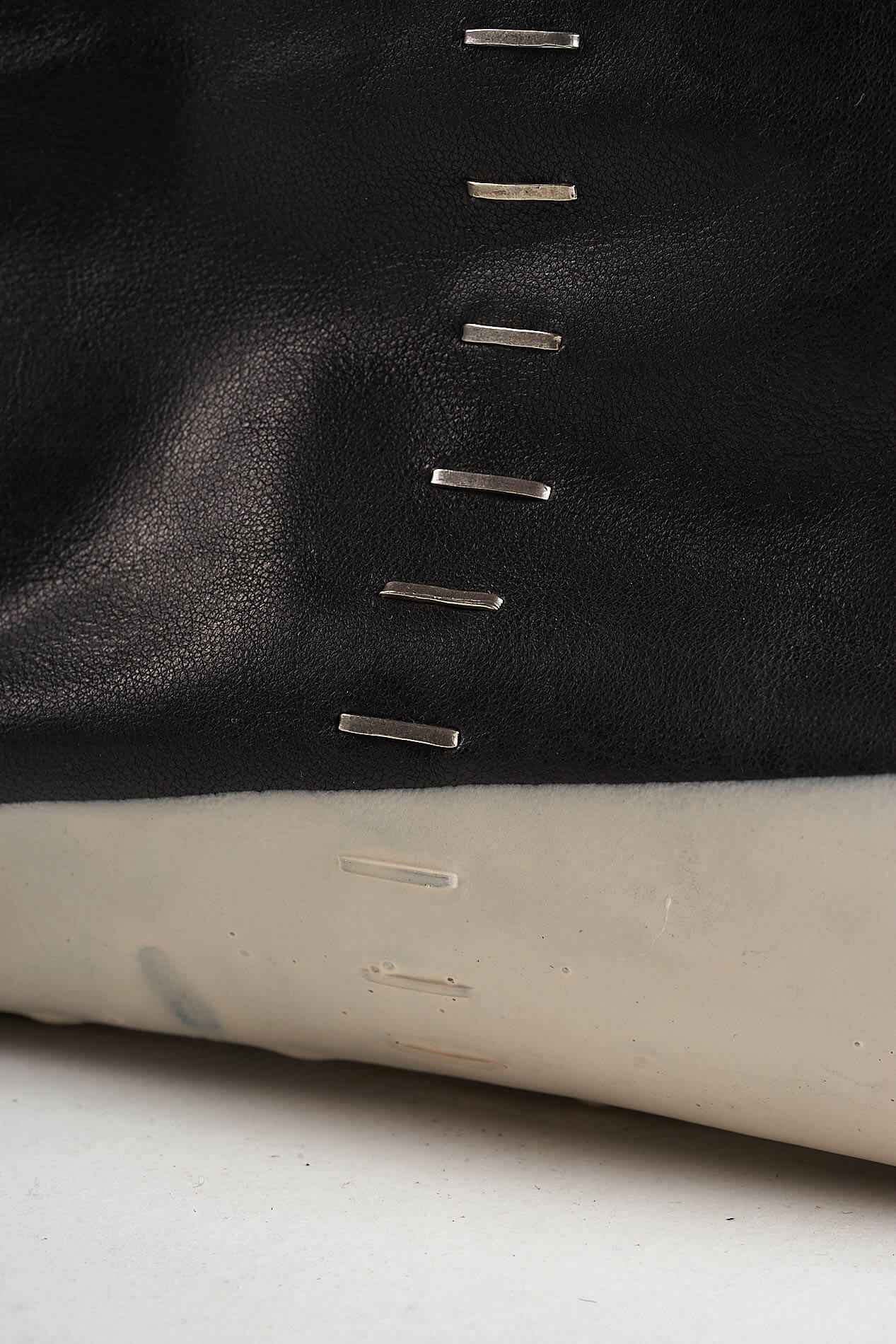 daniele basta leather and silver bags - DETAIL